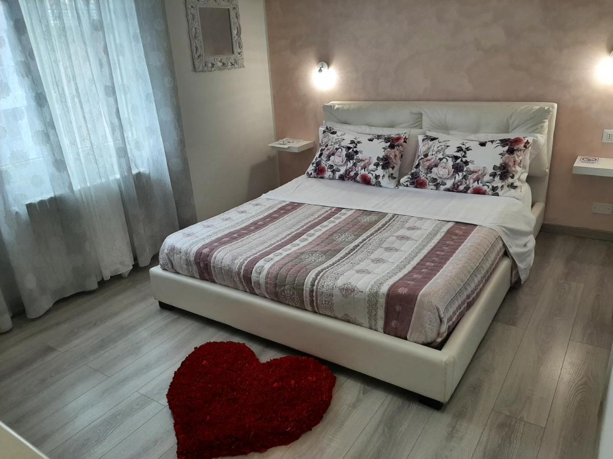 Viola Di Mare Rooms And Parking Termoli Dış mekan fotoğraf
