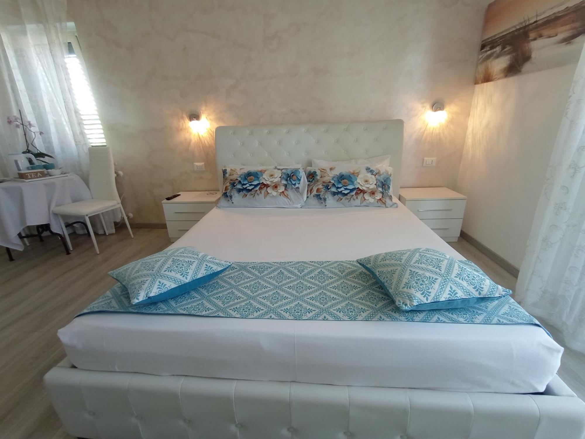 Viola Di Mare Rooms And Parking Termoli Dış mekan fotoğraf