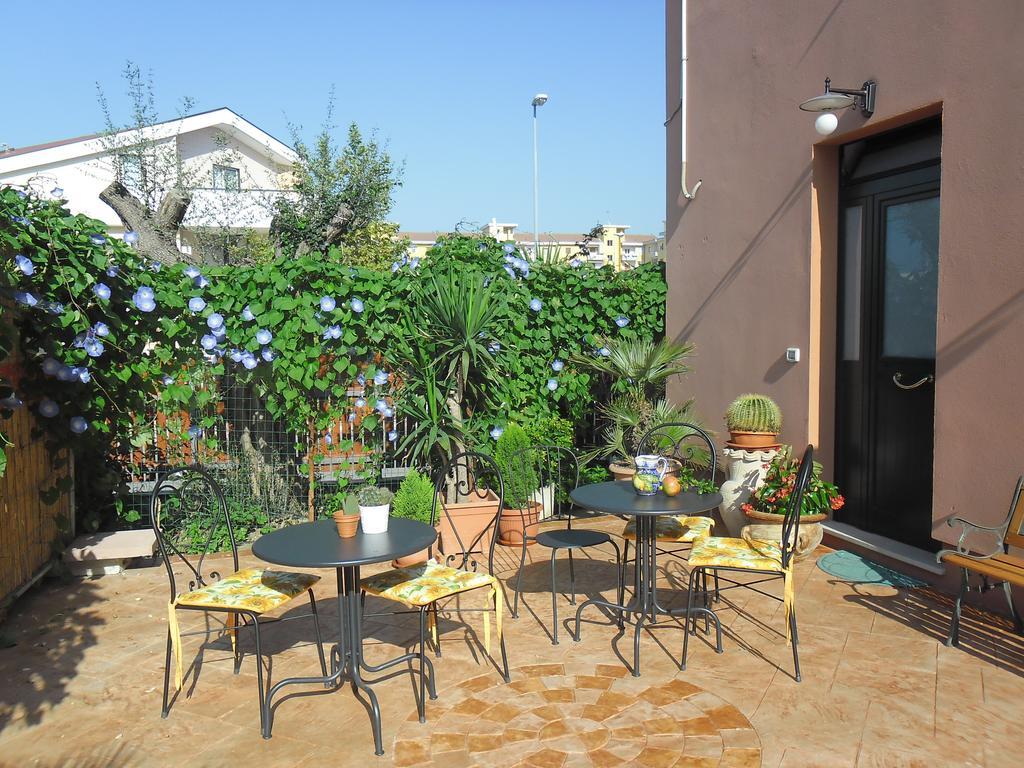 Viola Di Mare Rooms And Parking Termoli Dış mekan fotoğraf